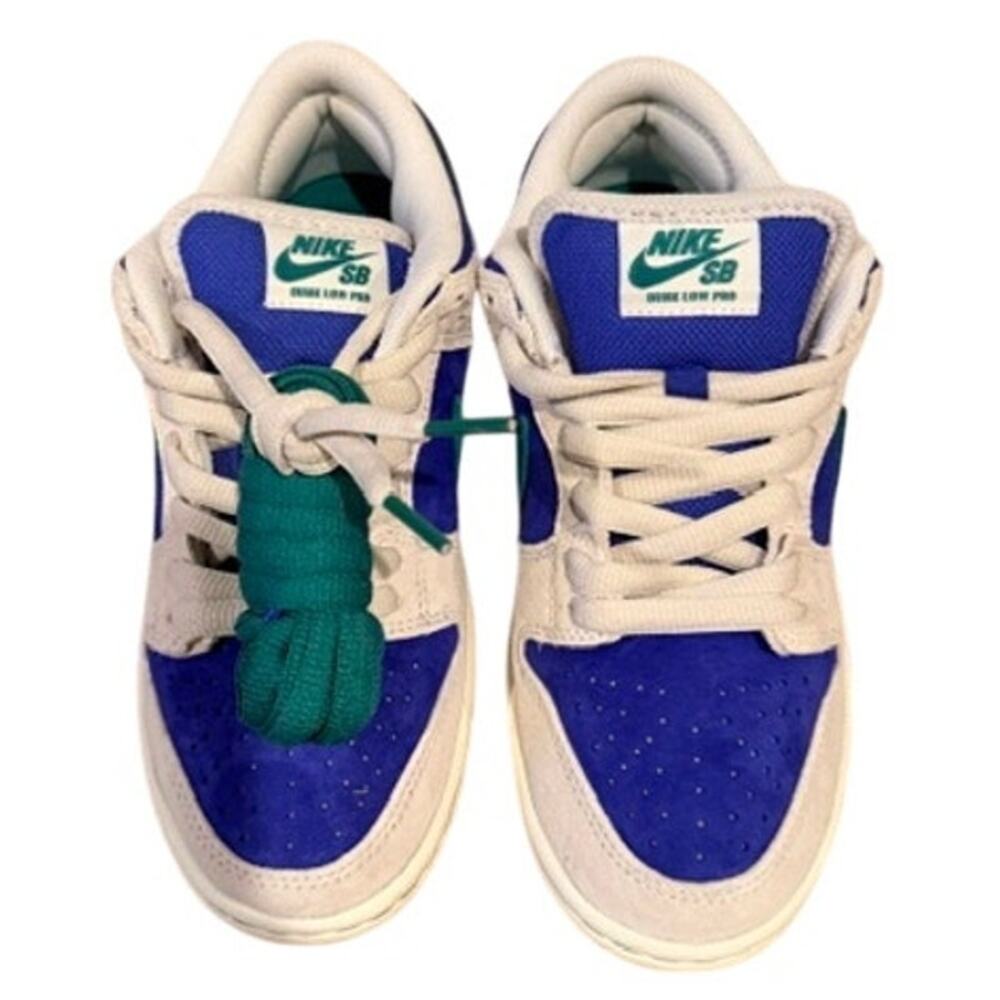 Nike SB Dunk Low Hyper Malachite Royal Green Gum Sneakers Men US 6 / Women 7.5 - Picture 3 of 11